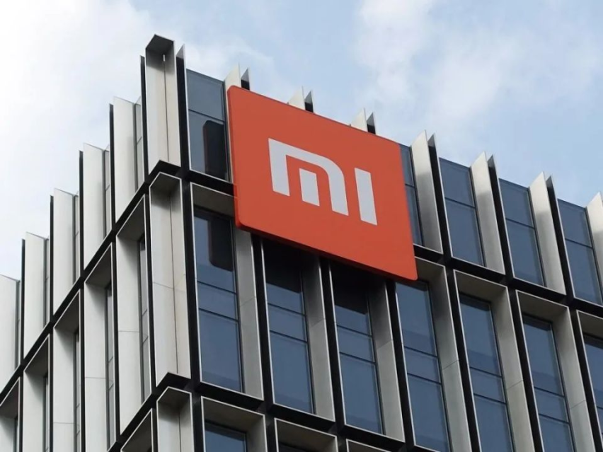 小米路试车偷逃路费 雷军反复暗示SU7售价昂贵
