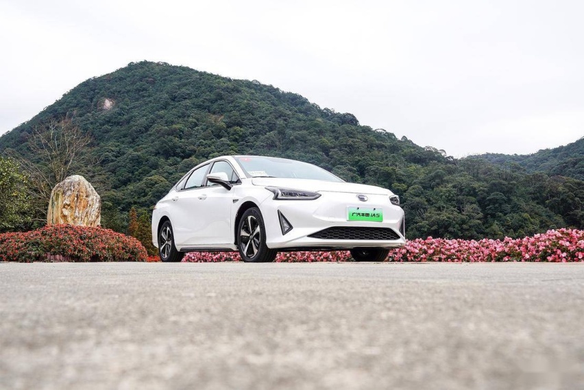 兼顾家用与运动 试驾广汽丰田 iA5