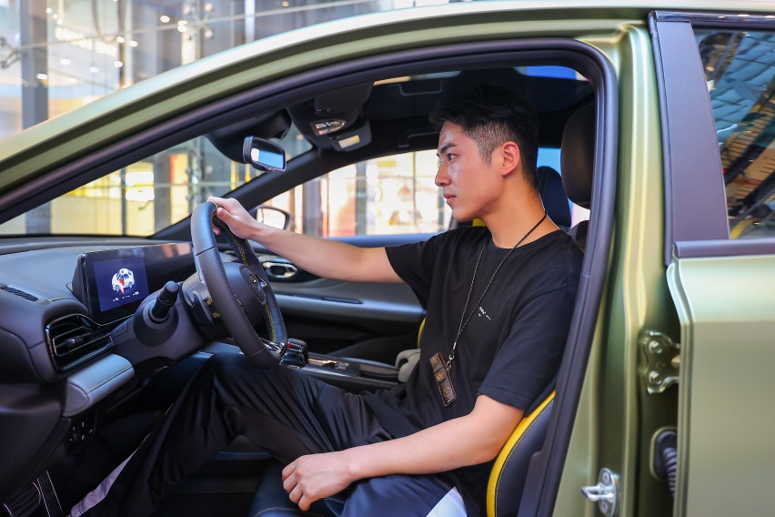 如何抓住年轻人爽点？传祺影豹6.95秒破百，可先开后买