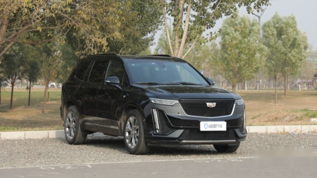 兼顾豪华+性能+智能的中大型SUV，40万内只有探险者能做到？