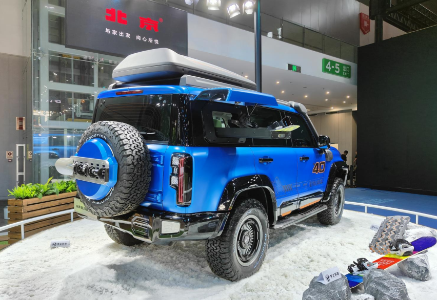 BJ40·飞侠亮相成都车展，北京越野打造硬派科技越野神器？