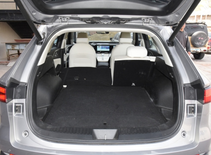 开了3次本田CR-V，第一次开哈弗枭龙MAX，发现本田和长城的差距大