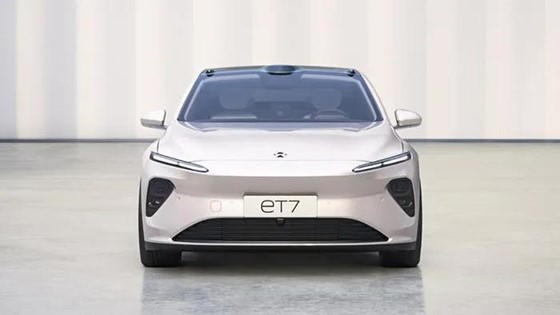 极简设计，蔚来ET7为何受追捧？