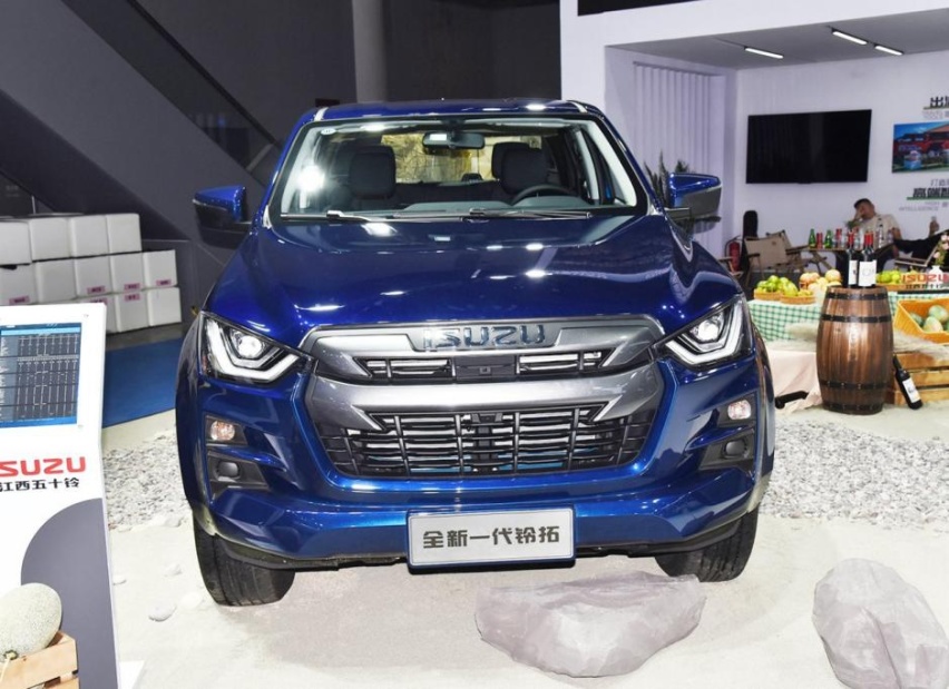 在新能源时代里逆行！五十铃铃拓继续主打2.0T、2.5T，保持传统