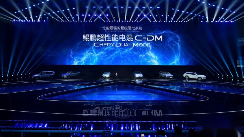 新能源下半场开赛，一手“王炸”的奇瑞汽车给我们带来了哪些惊喜？