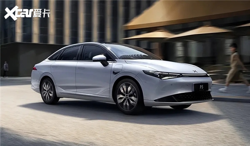 新款小鹏p5正式上市 续航500km 15.69万起