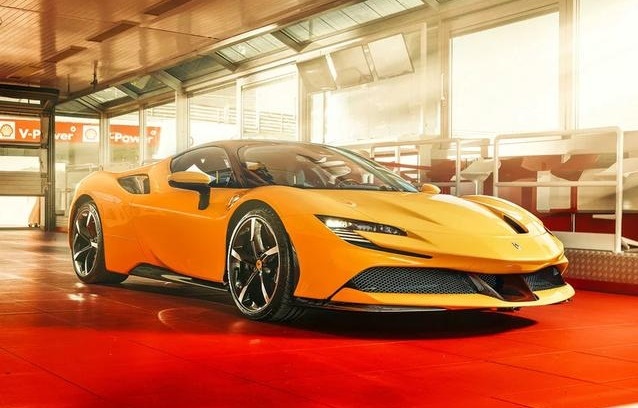 法拉利 SF90 Stradale 斩获红点设计大奖最高荣誉