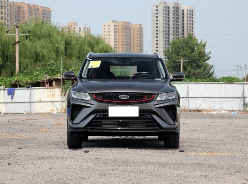 同样都是国产入门SUV，为啥五菱星驰比吉利缤越，还便宜近2万？