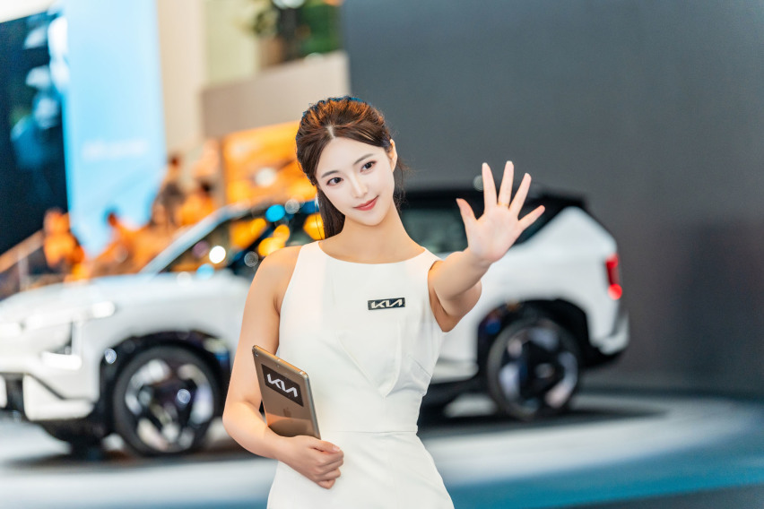2024广州车展小姐姐大合集！是真男人就坚持到最后一张！