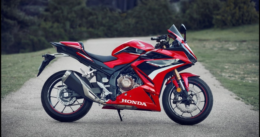 双碟+倒叉大家期待的配置都来了，本田低调发布2022 CBR500R