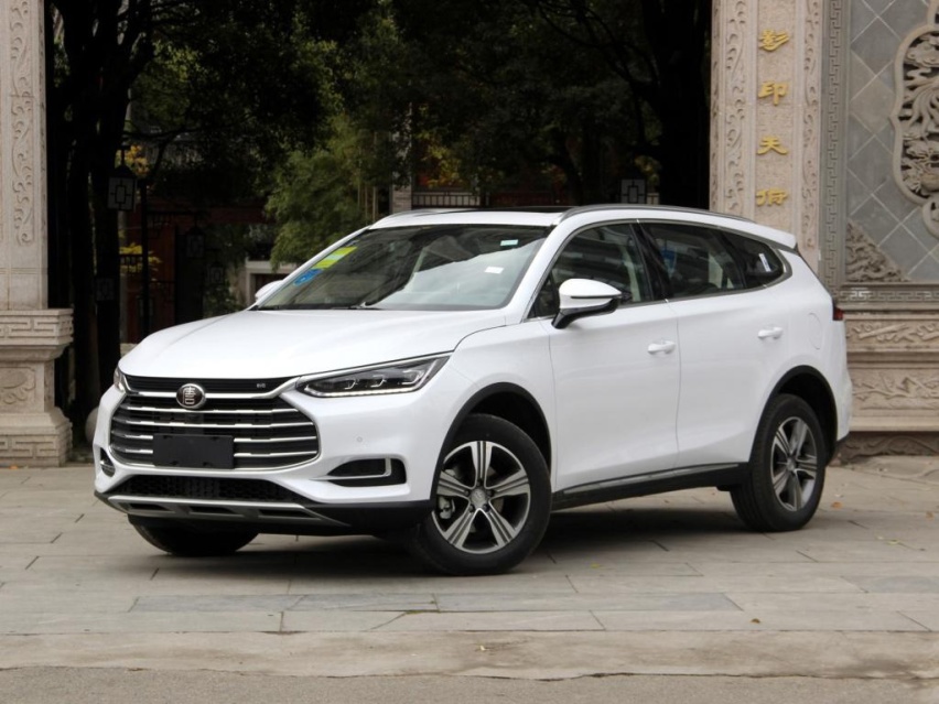 这几款15万中型SUV，价格不贵配置高，还能轻松坐7人