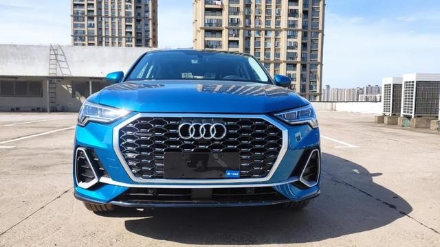 奥迪“小Q8”即将上市，外观是大杀器，标配2.0T，30万以内绝对火