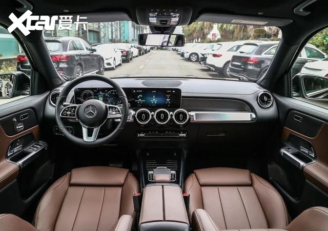 奔驰最便宜的7座豪华车，最大功率136马力，售价或不足30万