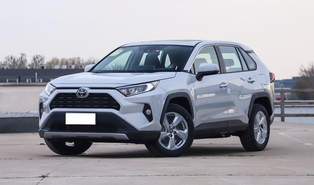 异味大、风噪明显、发动机异响，车主真实评价全新RAV4荣放