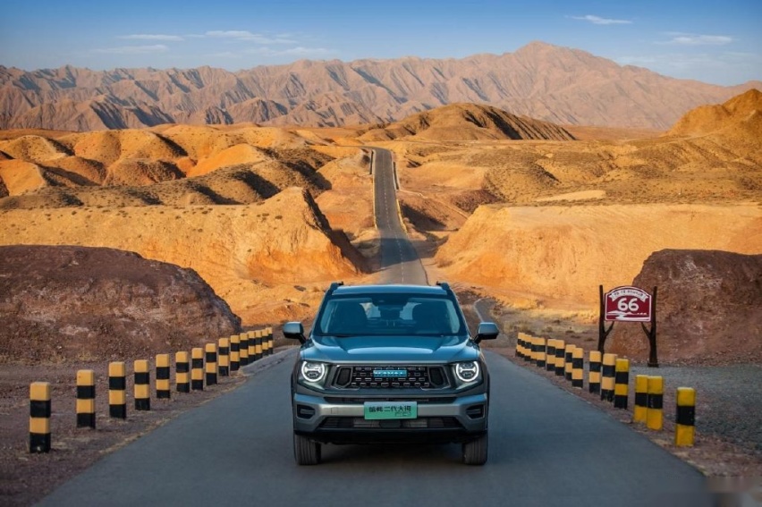 续航加倍 价格实惠 哈弗二代大狗PHEV 105km潮电版超值上市