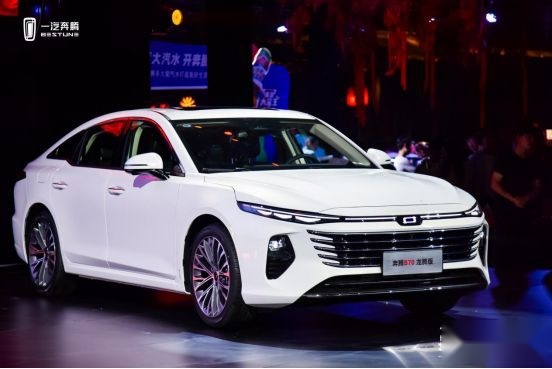 奔腾B70龙腾版上市 10万级就能买B级大家轿