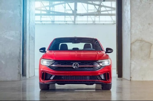 外观经历小幅升级，新款Jetta/Jetta GLI官图发布