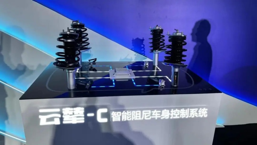 比亚迪乘辇入云，中国汽车有了自己的技术信仰