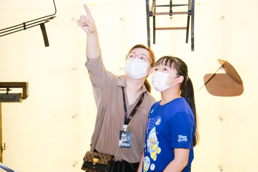 红旗H9上市两周年 红旗携手杨明洁以设计致敬美好生活
