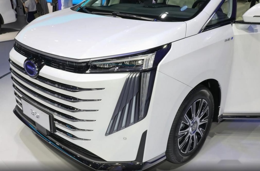 奶爸车新物种？家用7座插混MPV，传祺E9、腾势D9谁更好