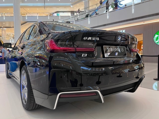 运动与电动的完美融合 全新BMW i3正式登陆沈阳