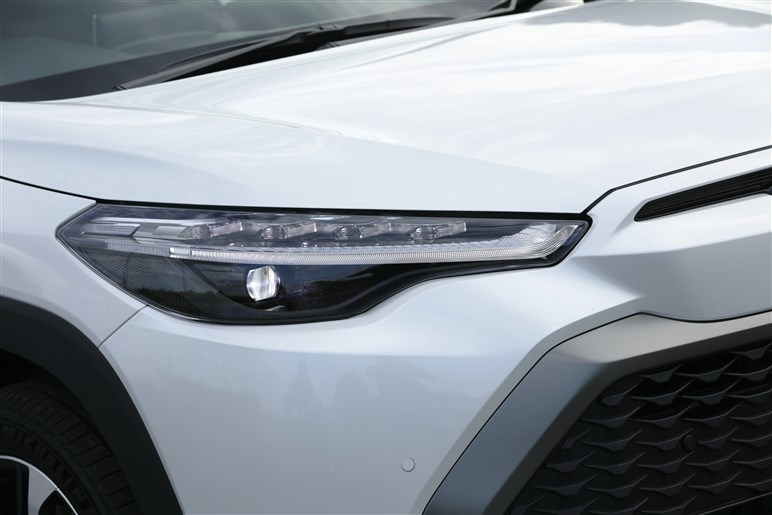 1.8L混合动力卖17万的丰田SUV，图解丰田卡罗拉CROSS