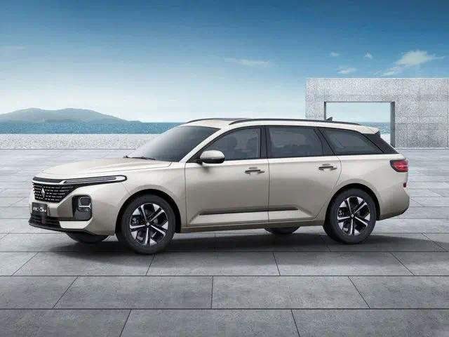 12万买台旅行车，全新宝骏RC-5W太合适了