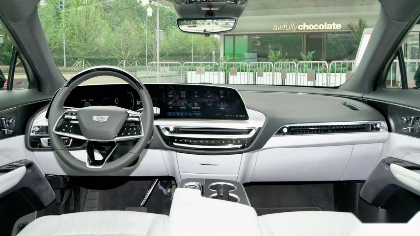 美国车企集体抵制苹果CarPlay，就像国内车企防着华为HI？