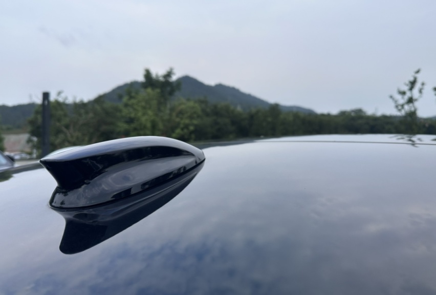 红旗H9实测：天棚底盘惊艳、油耗9.7L，辅助驾驶仍需提升