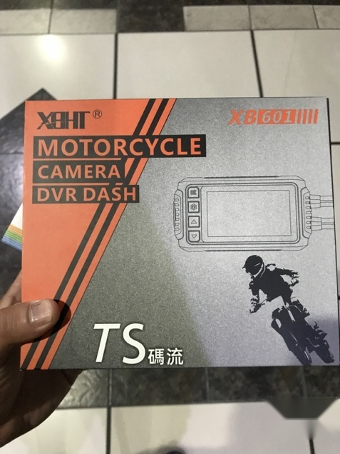 新买的踏板，迫不及待的先安装行车记录仪