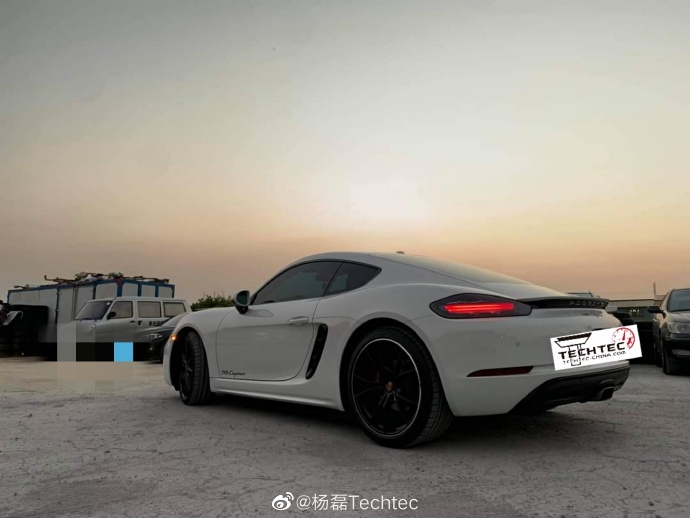 保时捷718 Cayman 2.0T刷ECU改装德国TECHTEC电脑