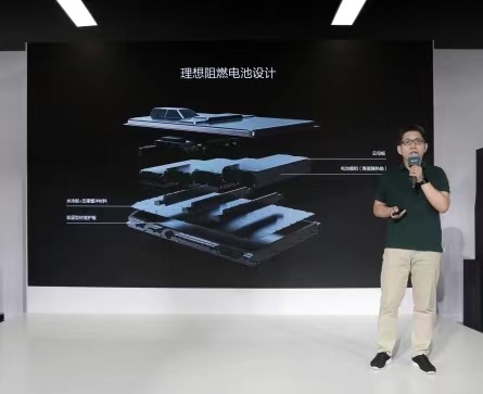 比安全性？理想堡垒安全车身值得一看