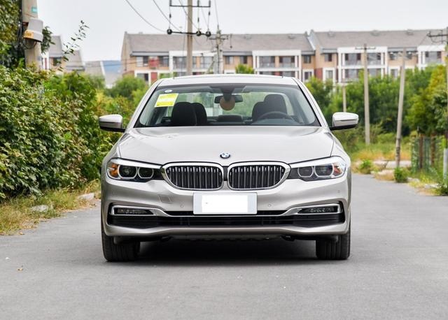 45万预算买台婚车，宝马530Li与奔驰E300 L怎么选？