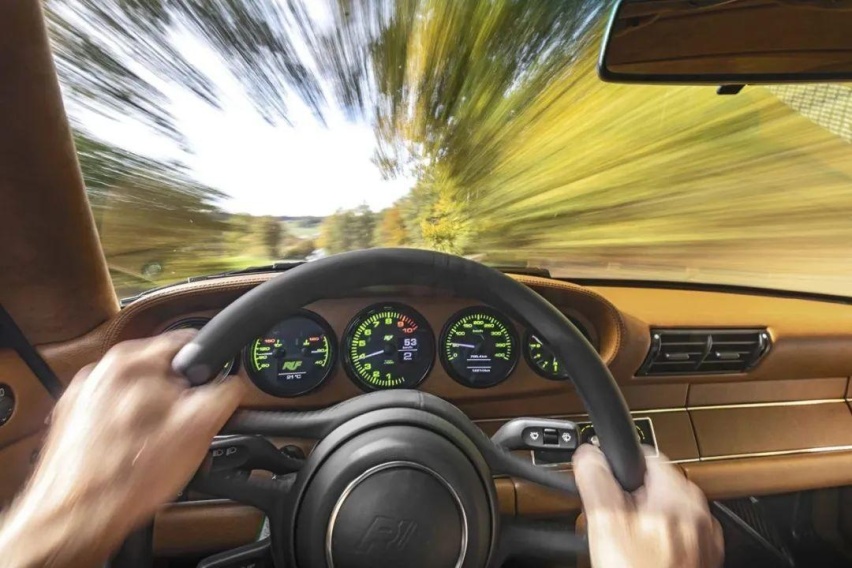 套着保时捷964外壳的超级跑车，Ruf SCR