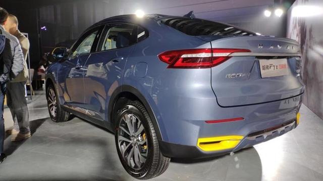 3分钟看车圈：顶级SUV 劳斯莱斯库里南定制版预告图发布