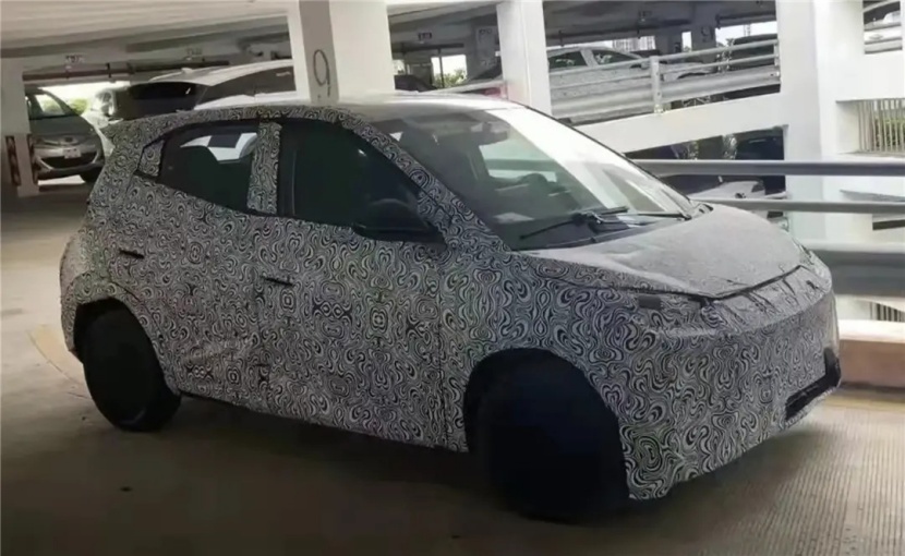 红旗MPV车型即将发布，特斯拉突然加速撞墙