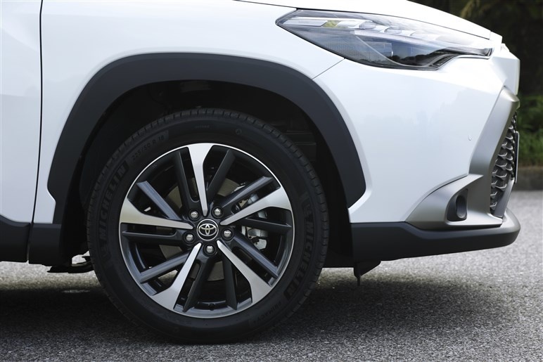 1.8L混合动力卖17万的丰田SUV，图解丰田卡罗拉CROSS