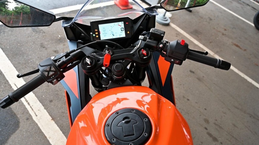 KTM RC390 vs同级仿赛，车型规格集评
