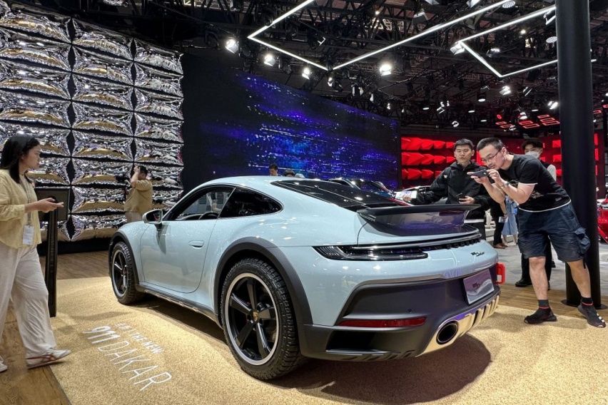 2023上海车展丨售228.8万 保时捷911 Dakar亮相