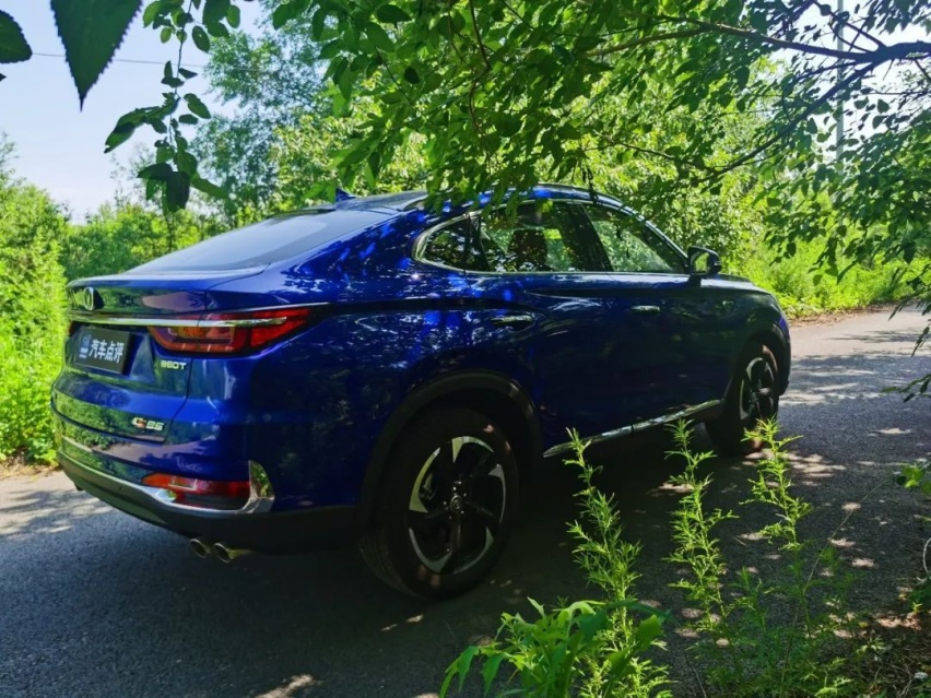 青春就要彰显个性！实拍体验长安CS85 COUPE