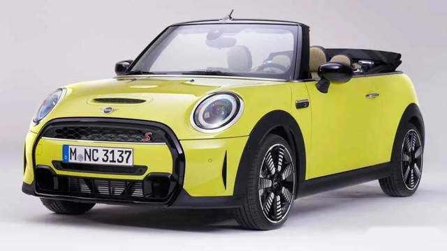 奔驰祭出S级、奥迪狂发RS，面对Model Y，宝马：我拼了