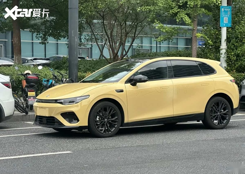 新车 | 605km续航领先 / 160kW电机加持 / 零跑Lafa