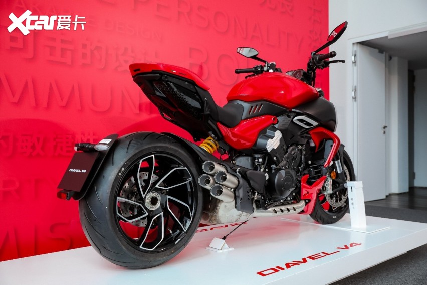 售价 228,000 元起 全新杜卡迪大魔鬼diavel v4 正式上