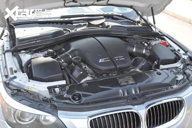 宝马新款e60m5发布搭载v10发动机够猛吗