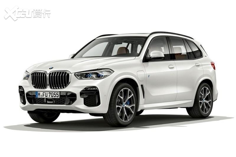 全新宝马X5 xDrive45e正式上市，售价为84.99万