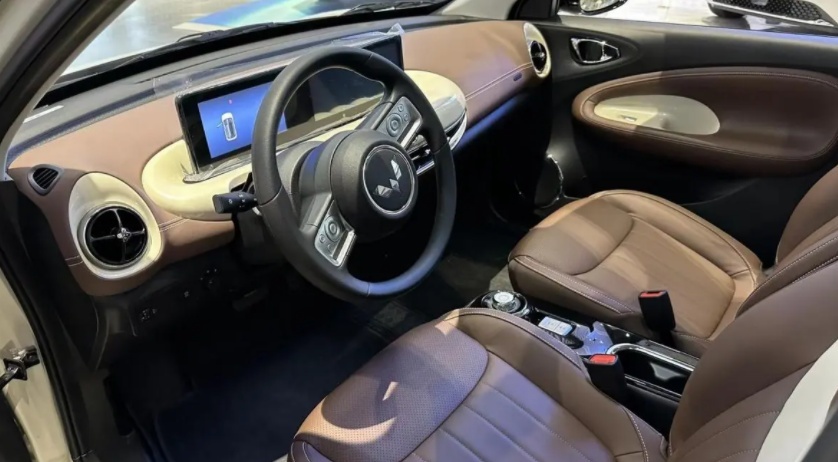 钱少预算低买代步车，5.98万元起的五菱缤果，香过比亚迪海鸥？