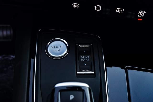 除了浪漫，还有科技与激情，试驾东风标致508L PHEV