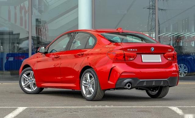 手握15万买思域？这蓝天白云不足15万，真正入门豪车，年轻人都爱