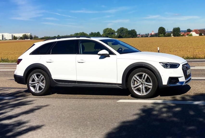 奥迪A4 allroad quattro海外实车街拍 运动