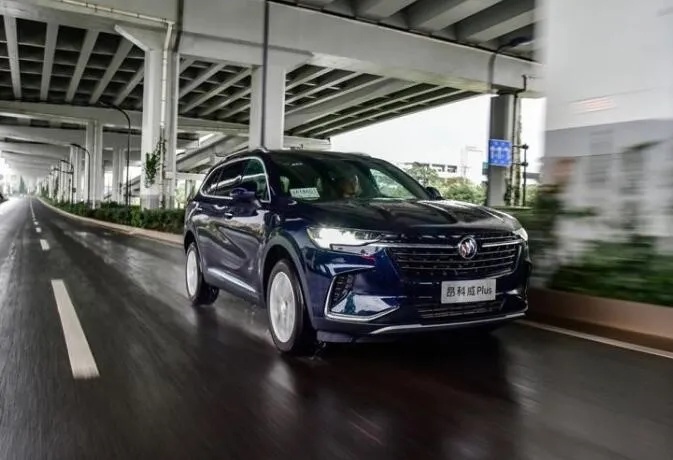 战斗力已拉满 试驾体验昂科威Plus 652T五座豪华型